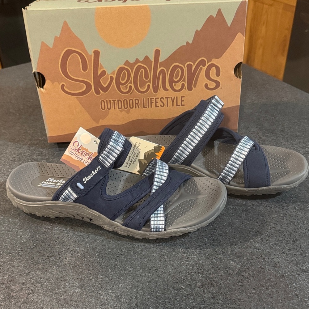Skechers Blue and Gray Sandals